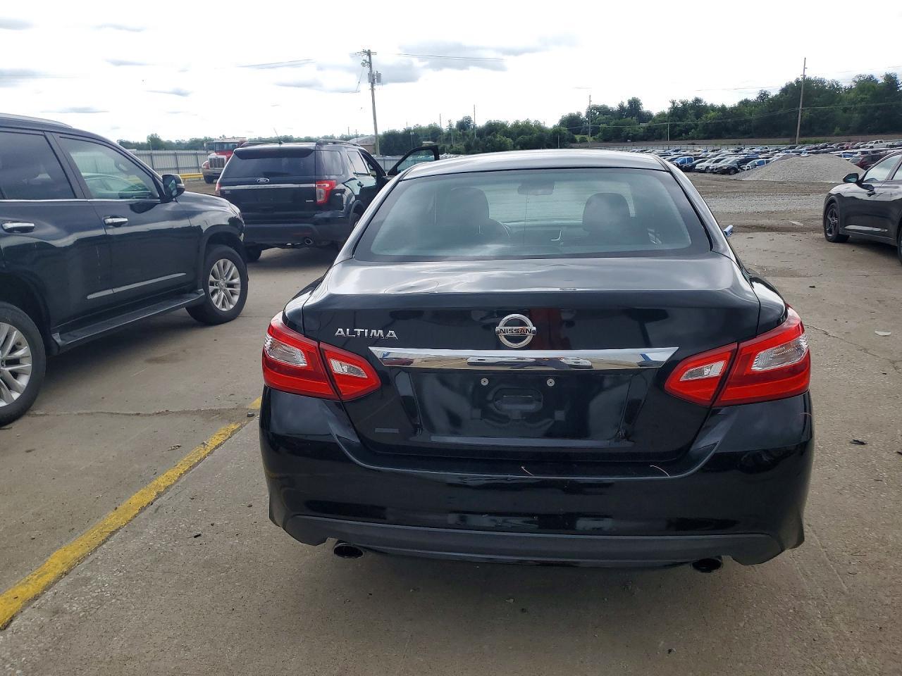 2017 Nissan Altima 2.5 S - Фото 6