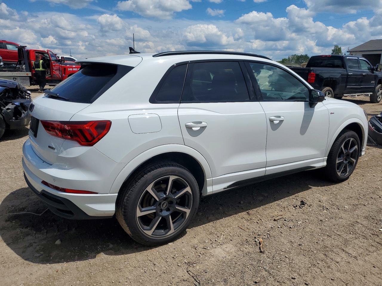 2025 Audi Q3 Premium Plus S Line 45 - Фото 3