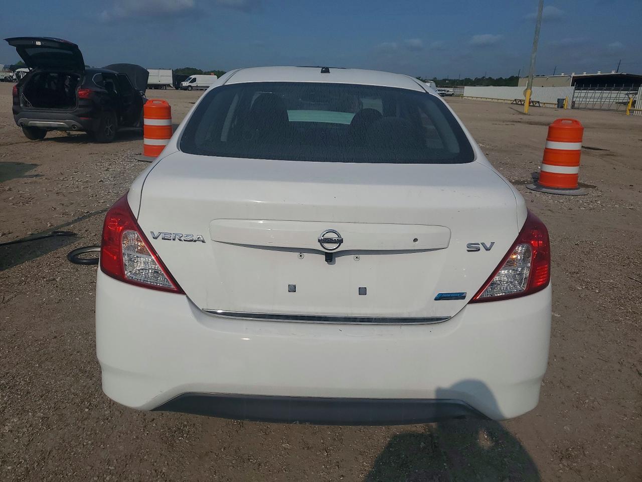 2016 Nissan Versa 1.6 Sv - Фото 6