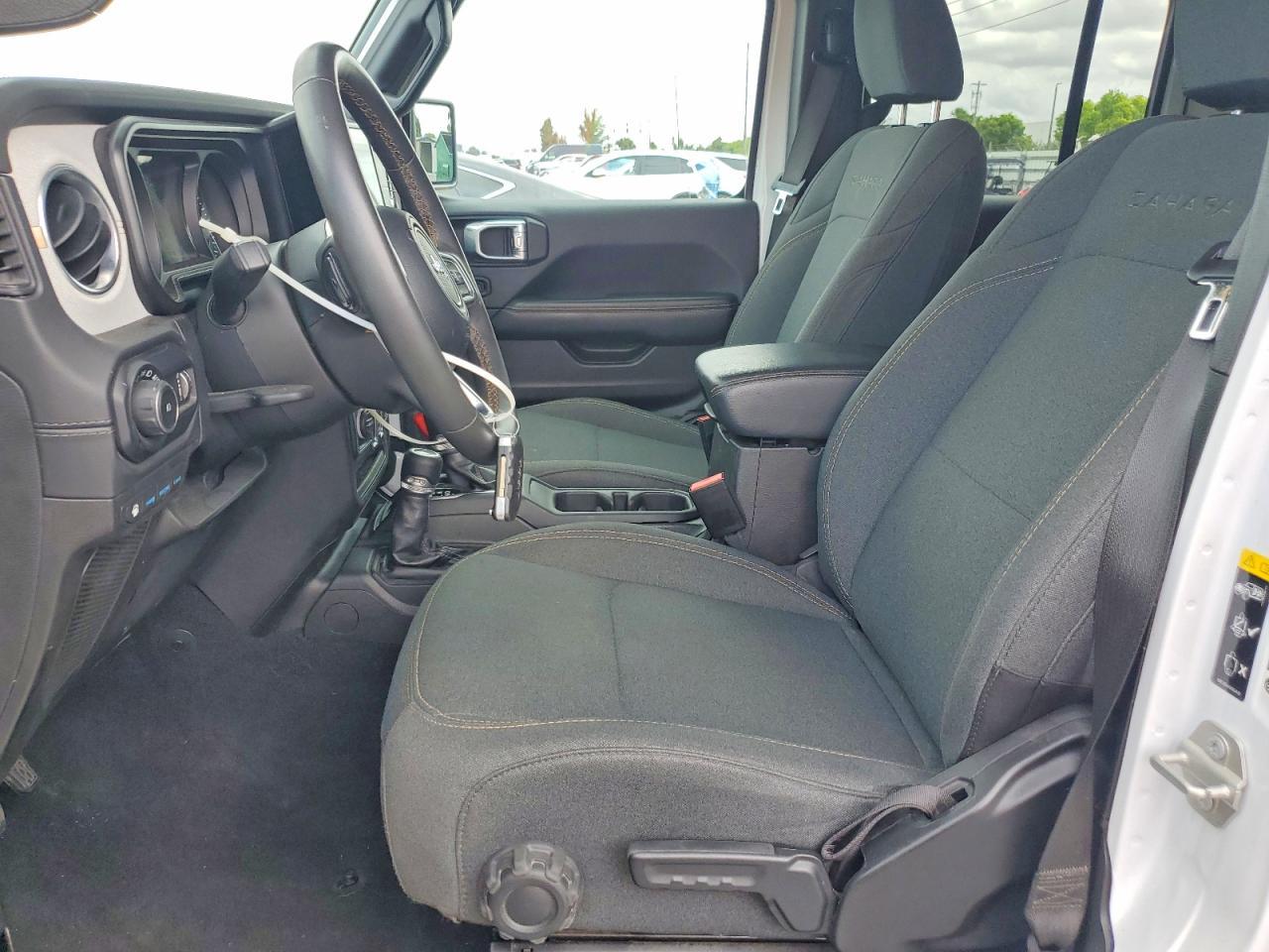 2024 Jeep Wrangler Sahara 4Xe - Image 7