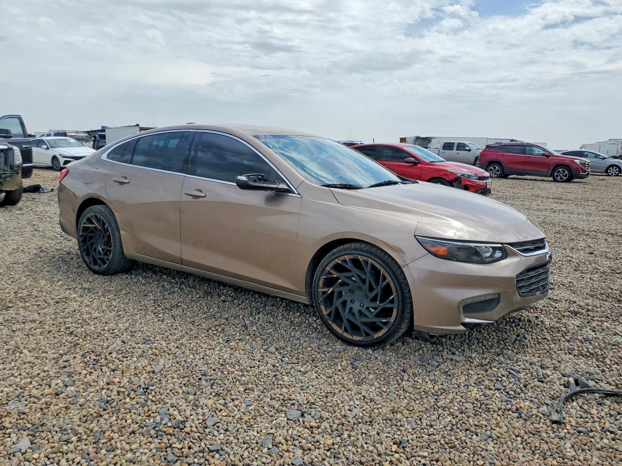 2018 Chevrolet Malibu Lt - Image 4