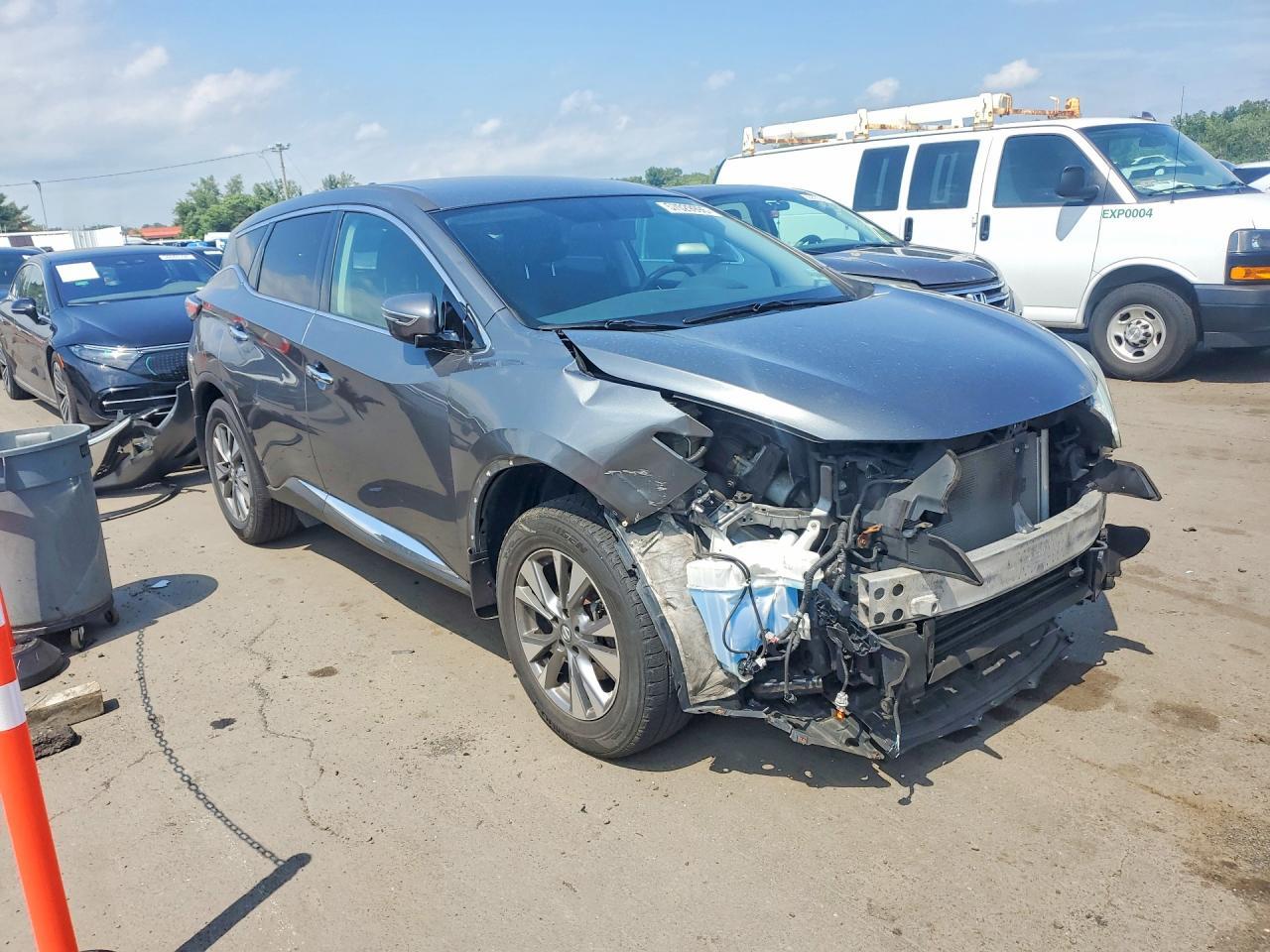 2016 Nissan Murano S - Image 4