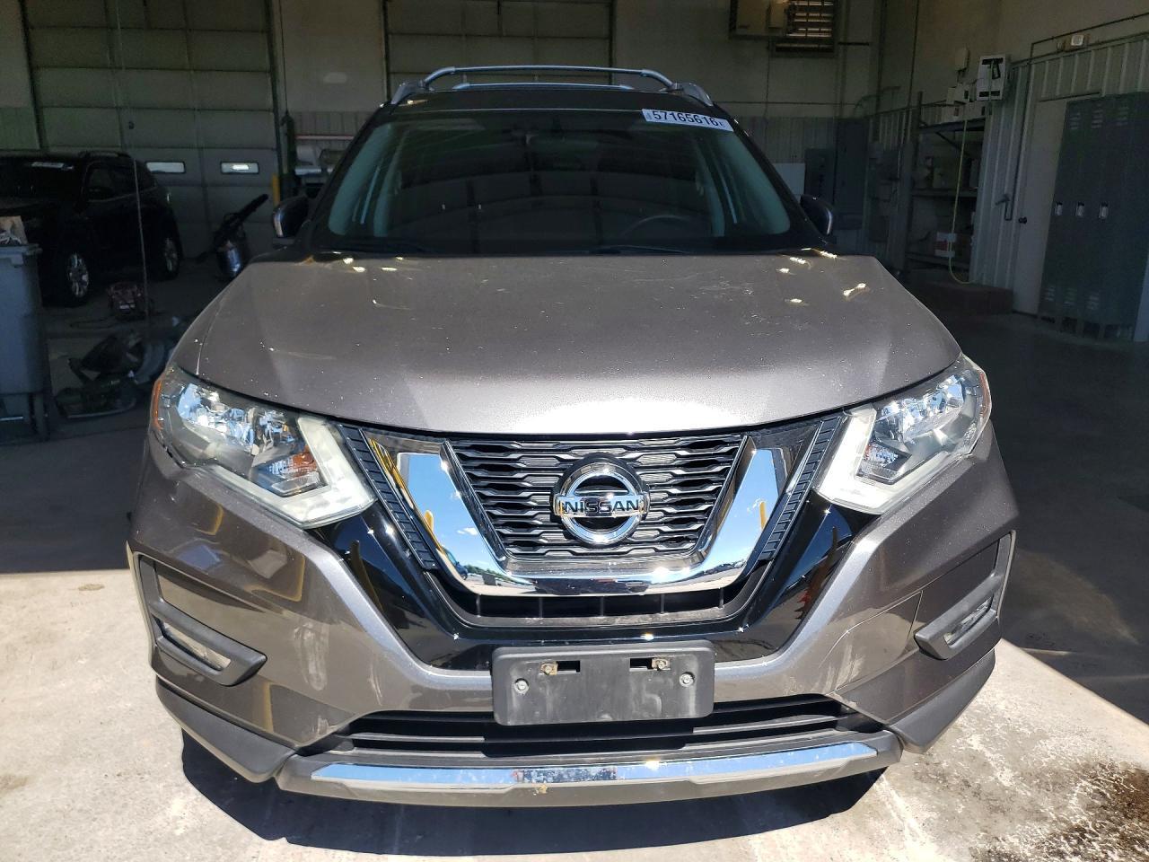 2017 Nissan Rogue S - Фото 5