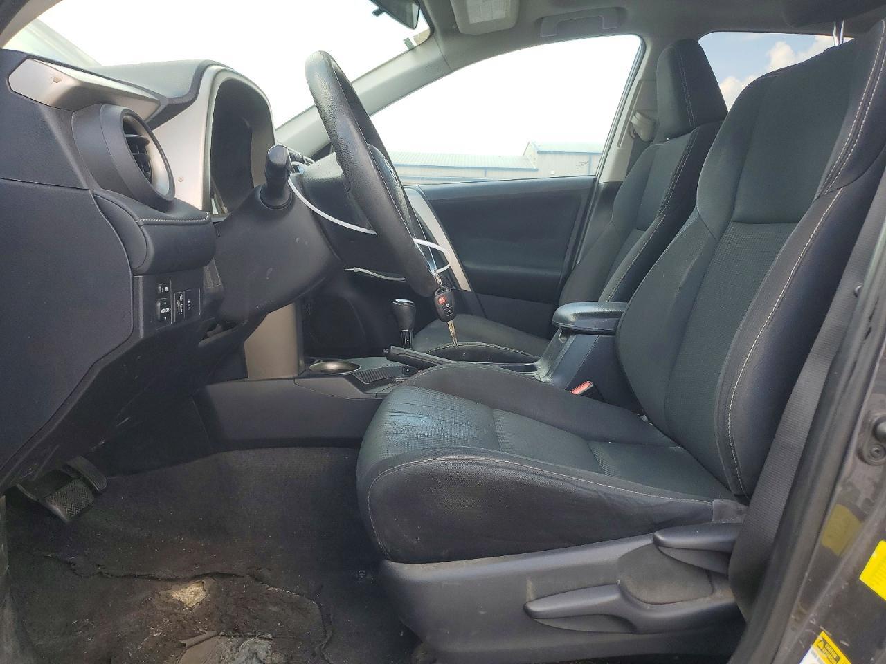 2015 Toyota Rav4 Xle - Image 7