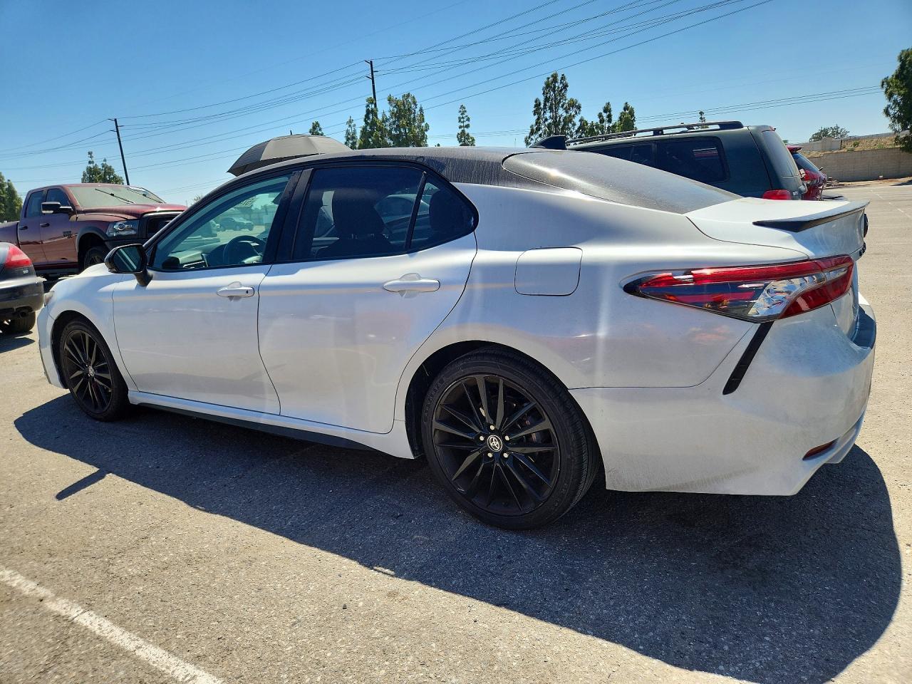2021 Toyota Camry Xse - Фото 2