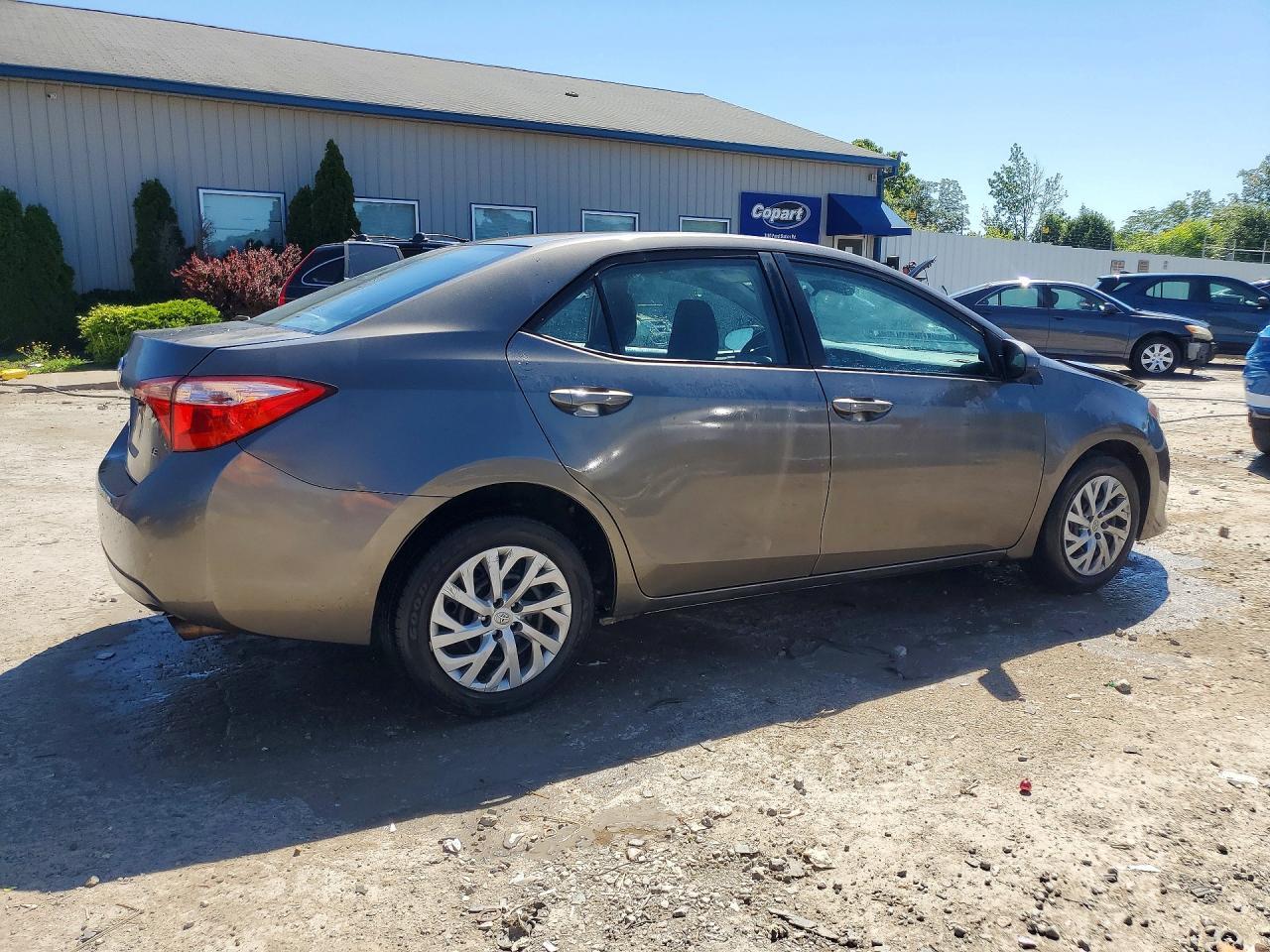 2018 Toyota Corolla L - Image 3