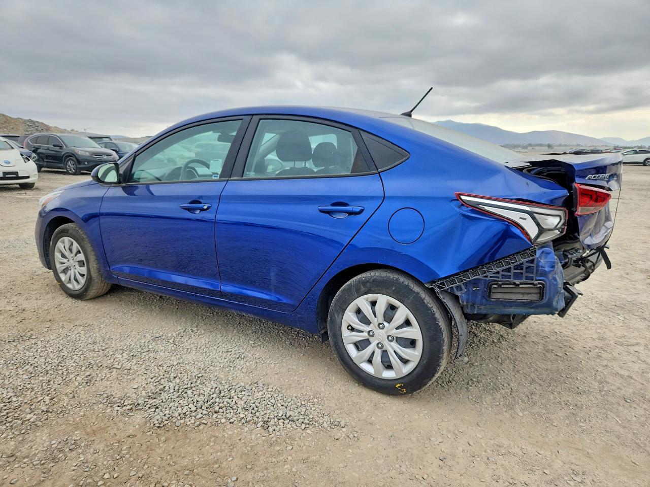 2022 Hyundai Accent Se - Фото 2