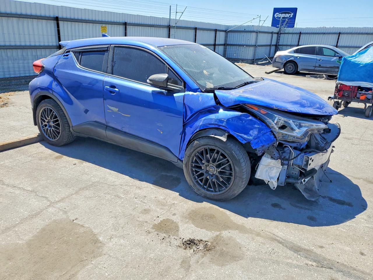 2018 Toyota C-Hr Xle Premium - Фото 4