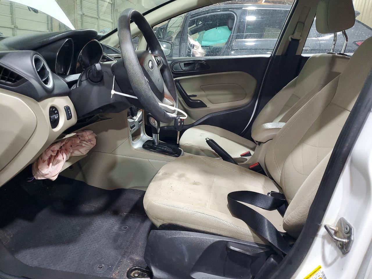 2019 Ford Fiesta Se - Фото 7