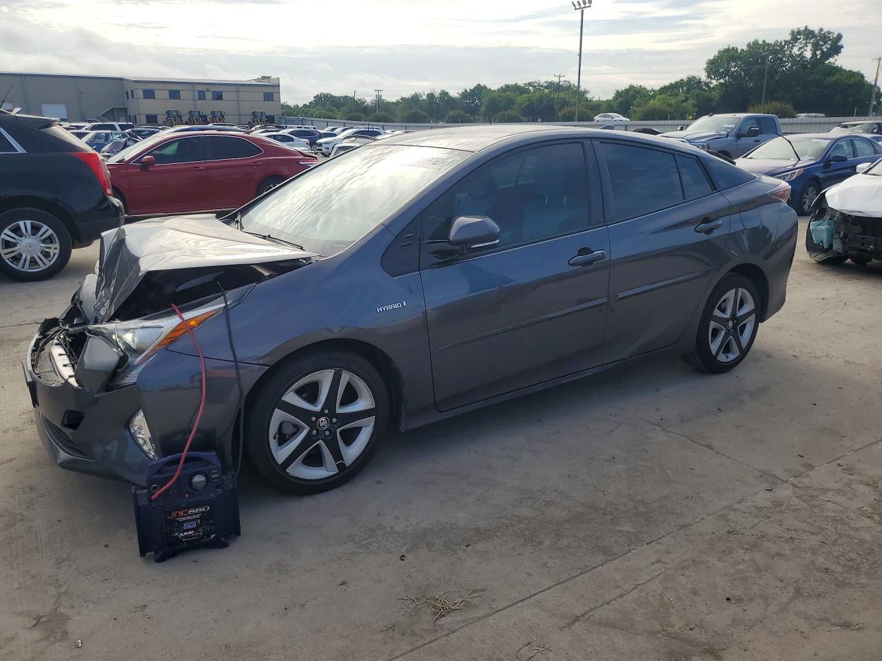 2016 Toyota Prius Four Touring