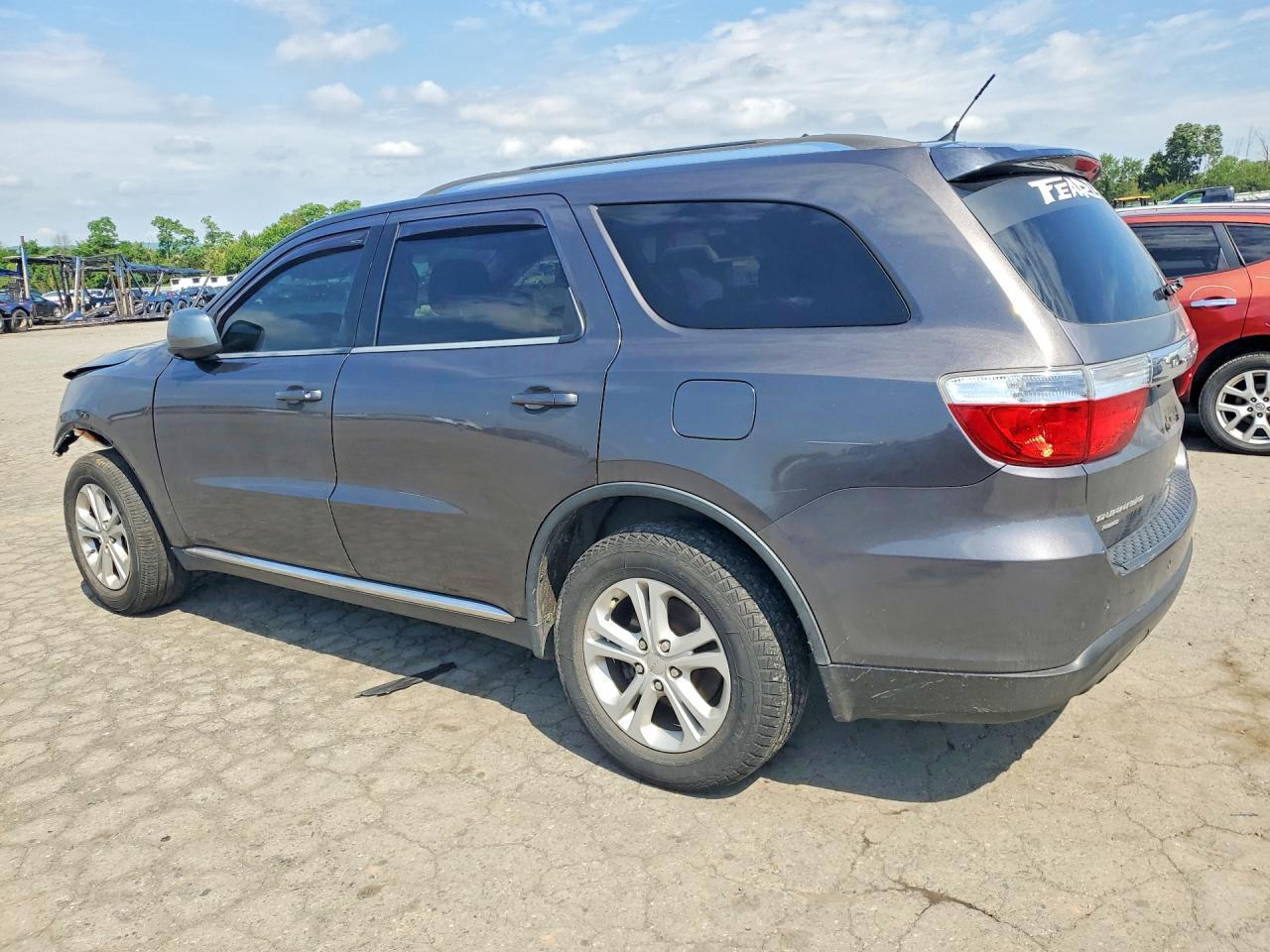 2013 Dodge Durango Sxt - Image 2