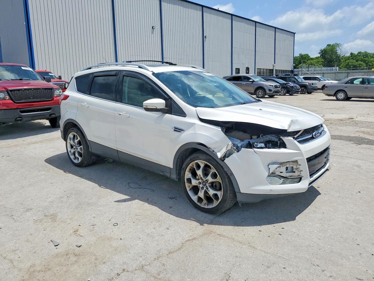 2016 Ford Escape Titanium - Фото 4