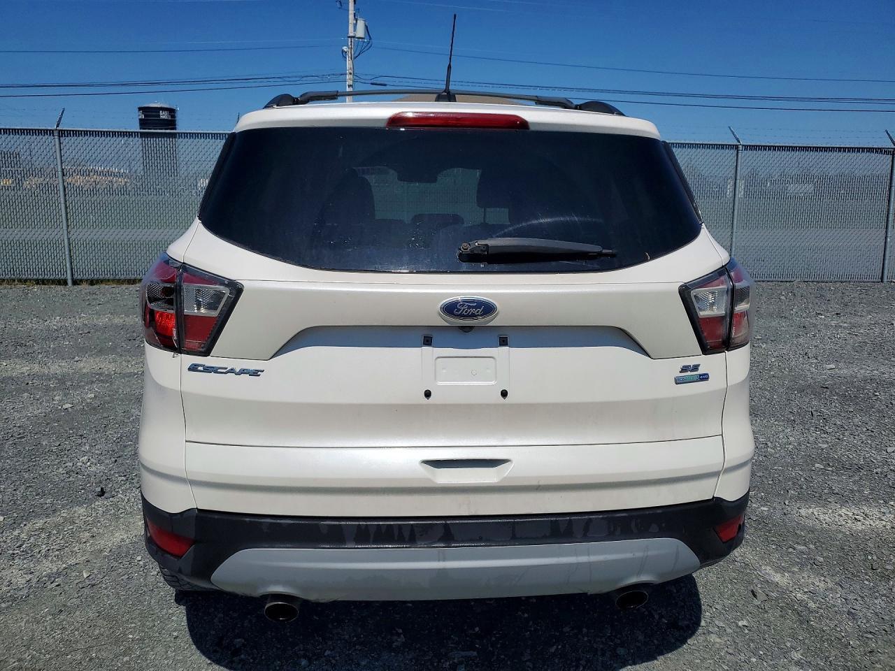 2017 Ford Escape Se - Фото 6