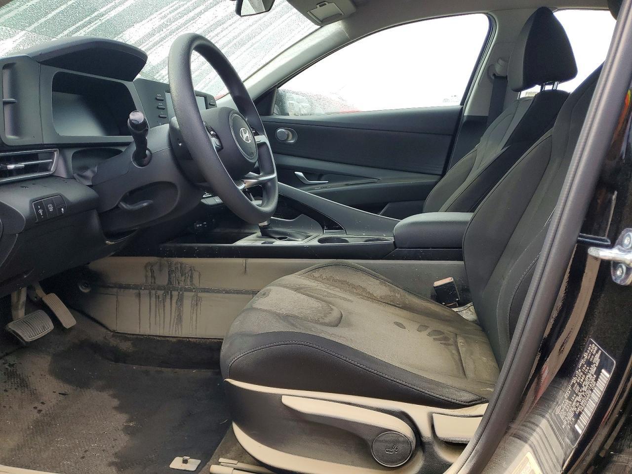 2025 Hyundai Elantra Hybrid Blue - Image 7