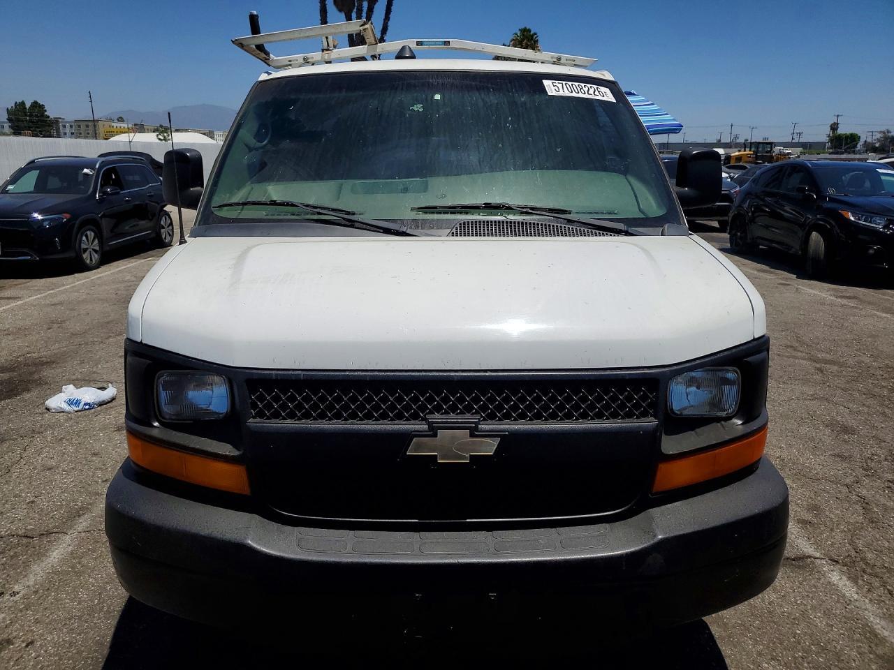 2012 Chevrolet Express 2500 Cargo Delivery Van - Фото 5