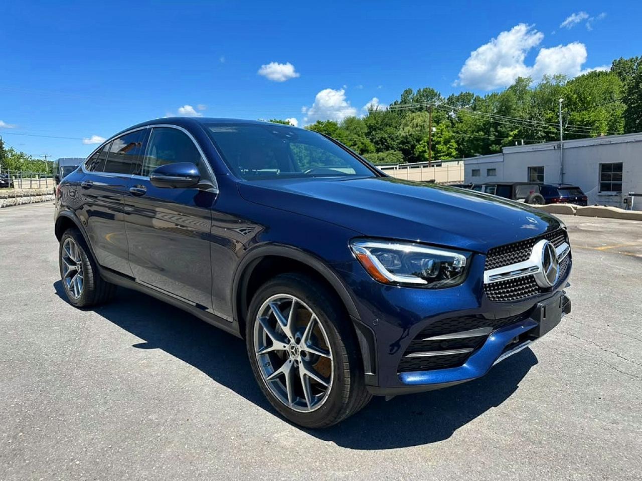 2022 Mercedes-Benz Glc Coupe 300 4Matic - Image 4