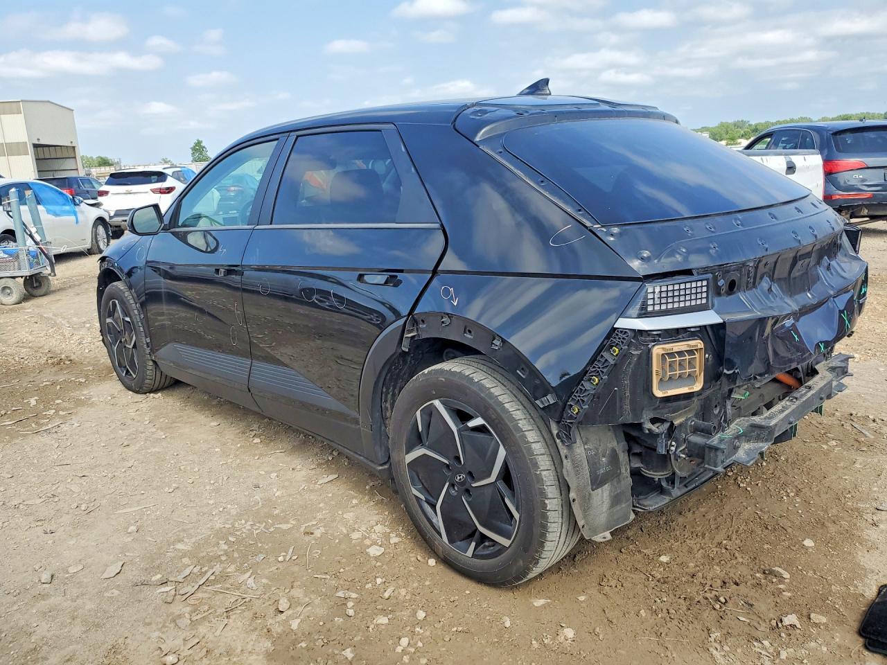 2023 Hyundai Ioniq 5 Sel - Image 2