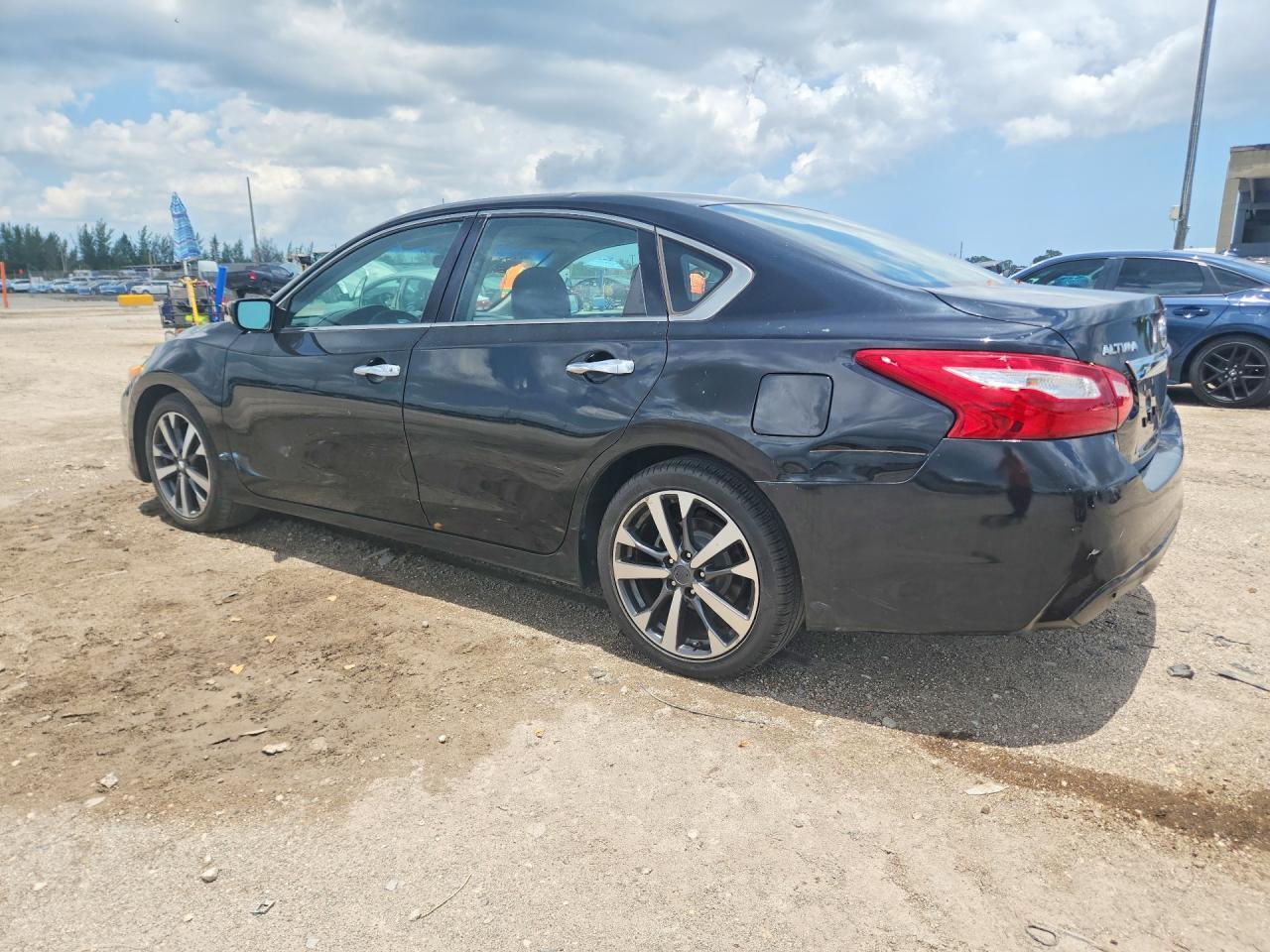 2016 Nissan Altima 2.5 S - Image 2