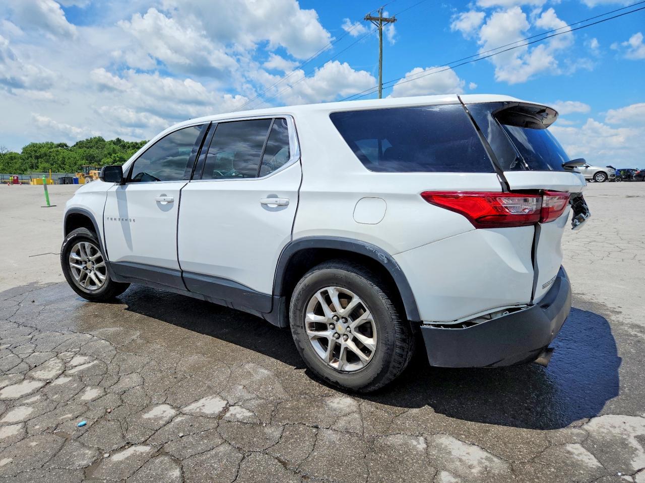 2020 Chevrolet Traverse Ls - Image 2