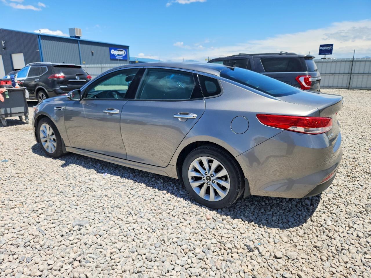 2016 Kia Optima Ex - Фото 2
