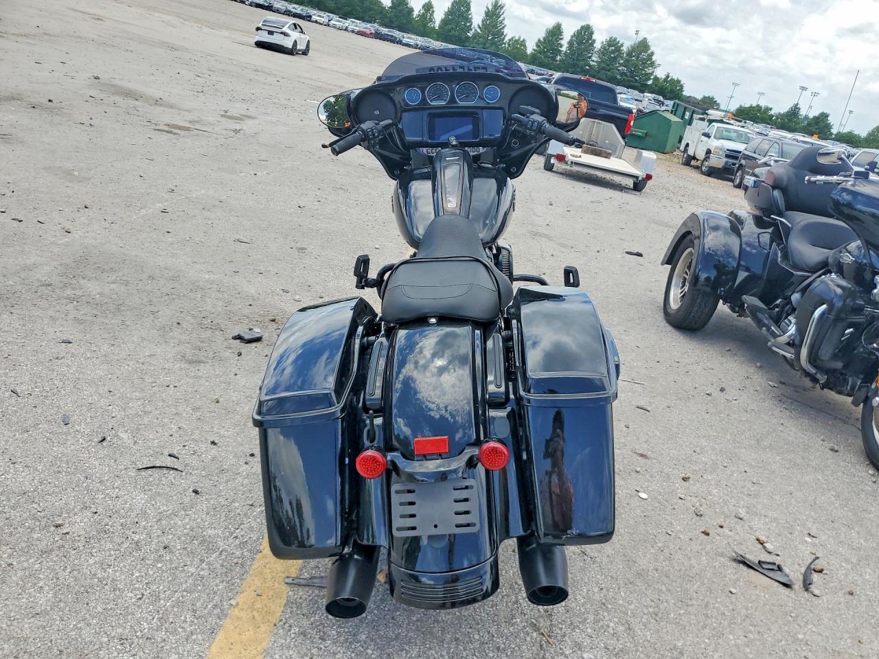 2022 Harley-Davidson Flhxs - Image 4
