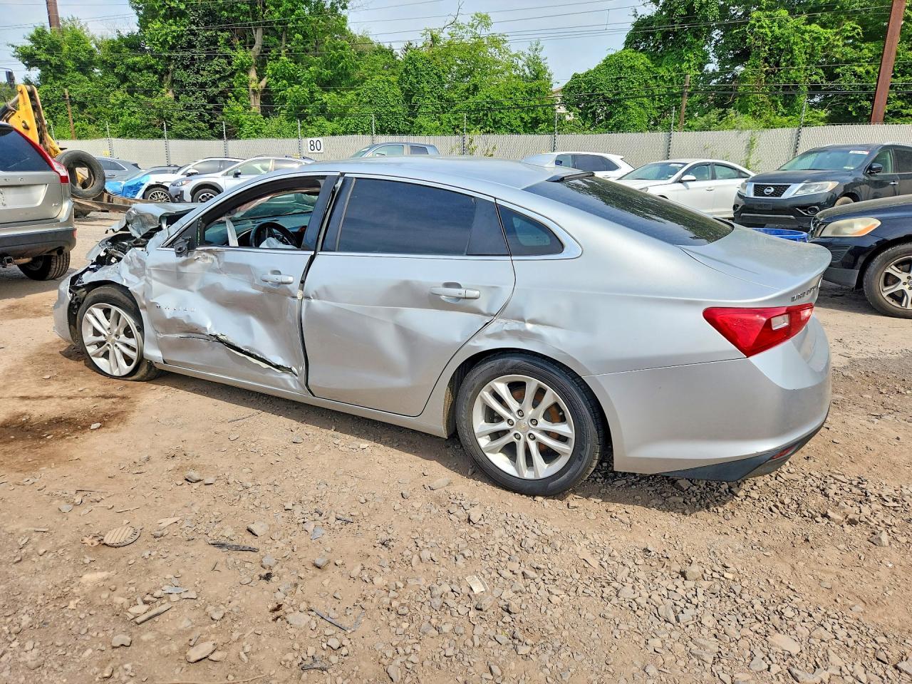 2017 Chevrolet Malibu Lt - Фото 2
