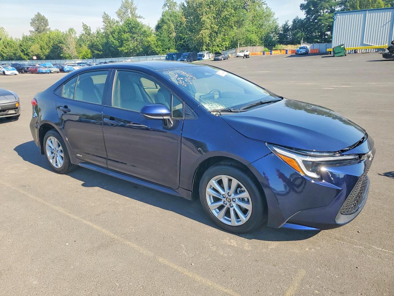 2025 Toyota Corolla Hybrid Le - Фото 4