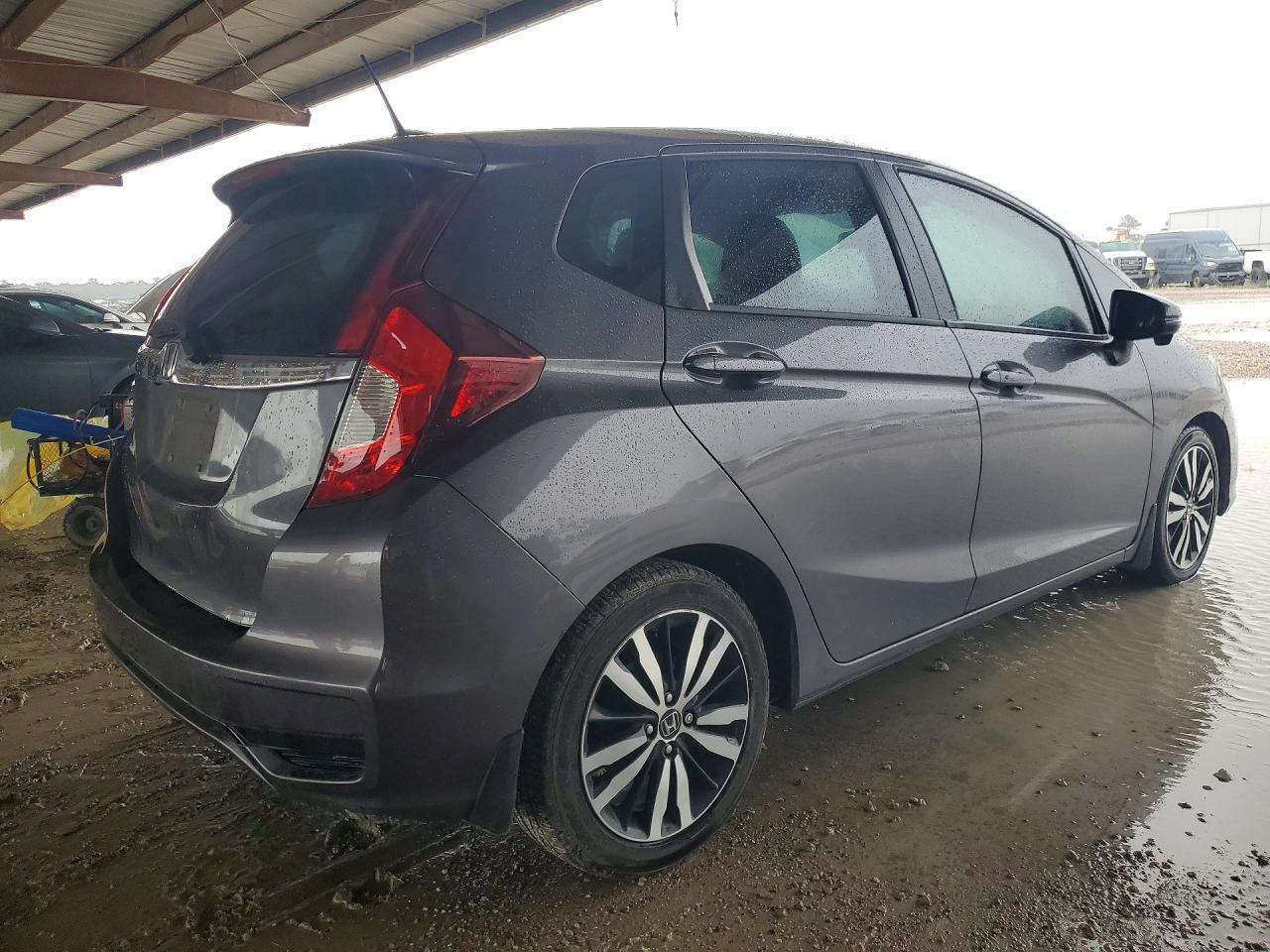 2018 Honda Fit Ex - Image 3