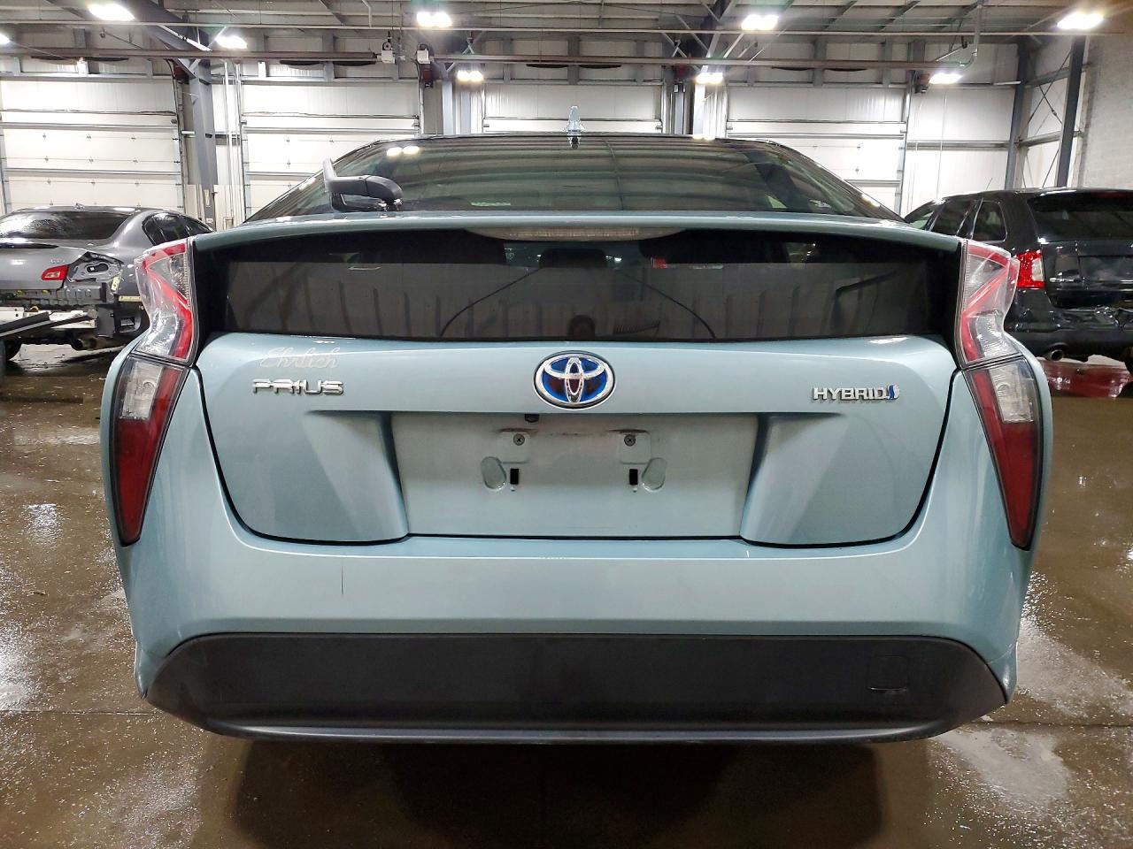 2016 Toyota Prius Two - Image 6