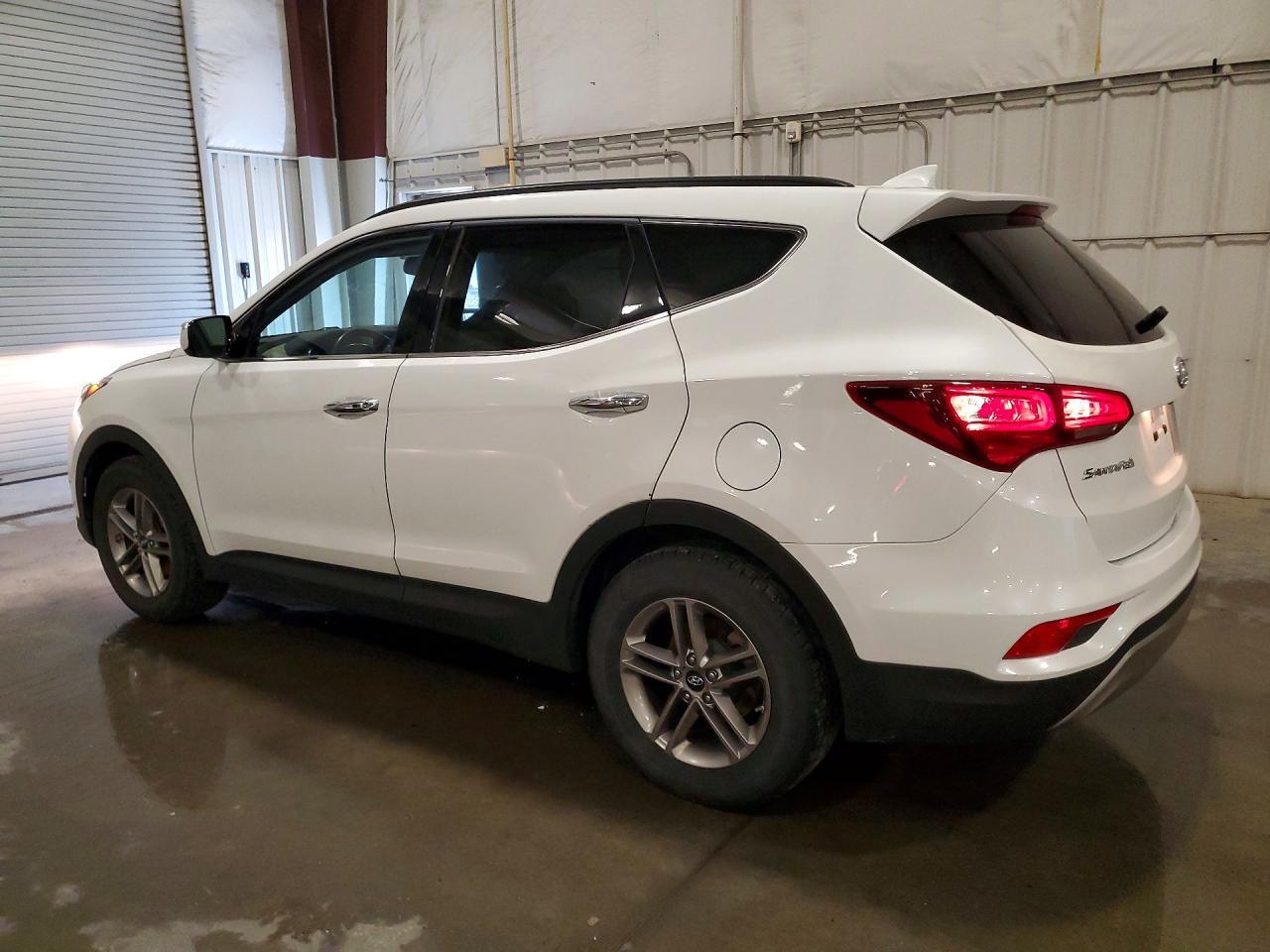 2017 Hyundai Santa Fe Sport 2.4L - Image 2