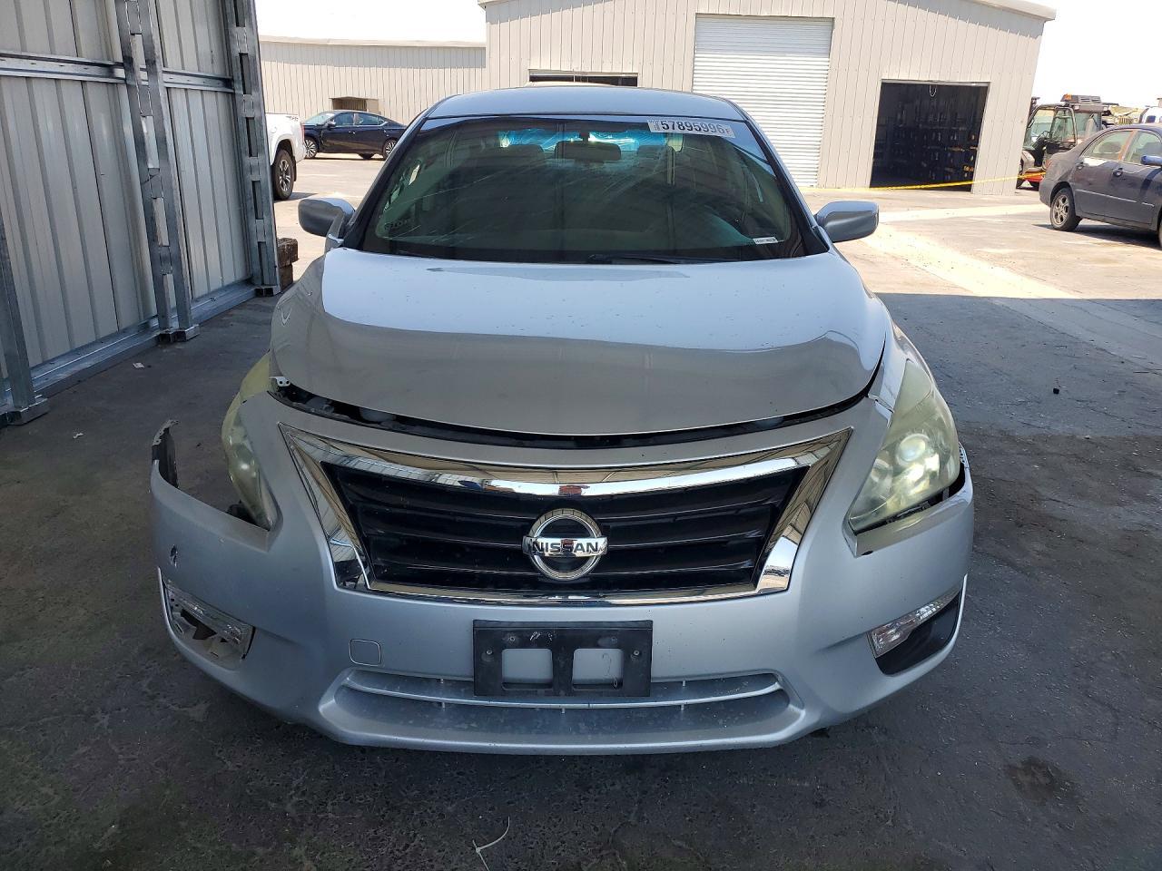 2015 Nissan Altima 2.5 S - Фото 5