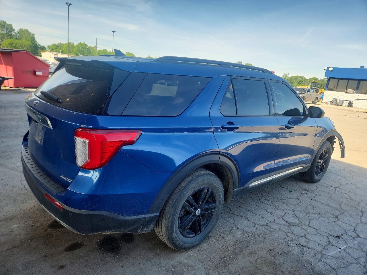 2022 Ford Explorer Xlt - Фото 3