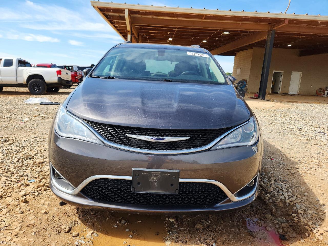 2019 Chrysler Pacifica Touring L - Image 5