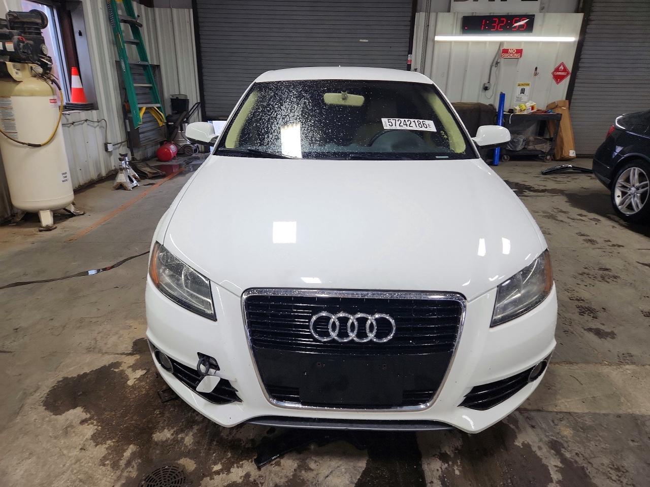 2011 Audi A3 Premium - Фото 5