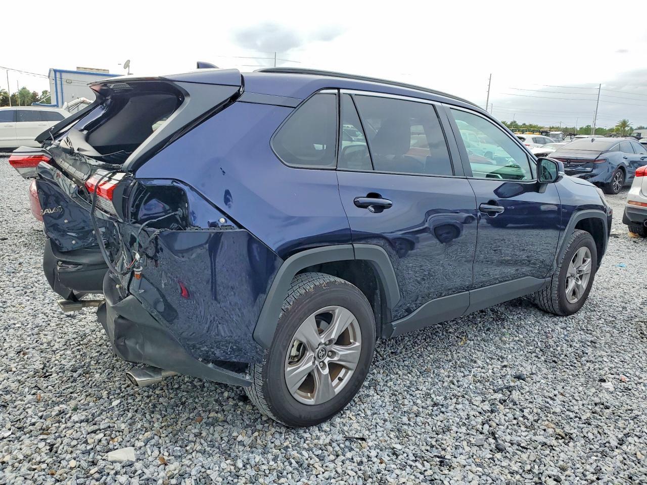 2025 Toyota Rav4 Xle - Фото 3