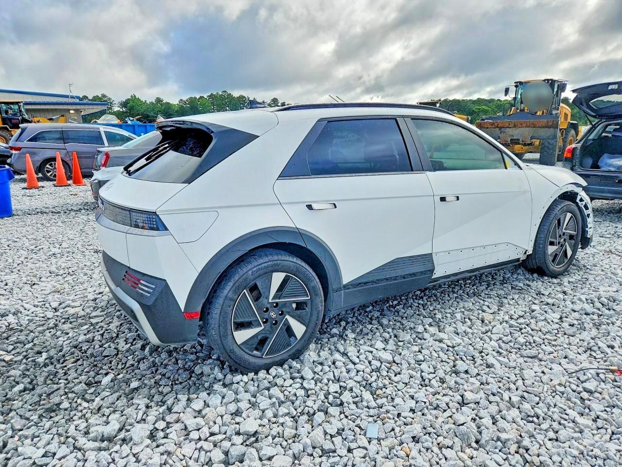 2025 Hyundai Ioniq 5 Sel - Фото 3