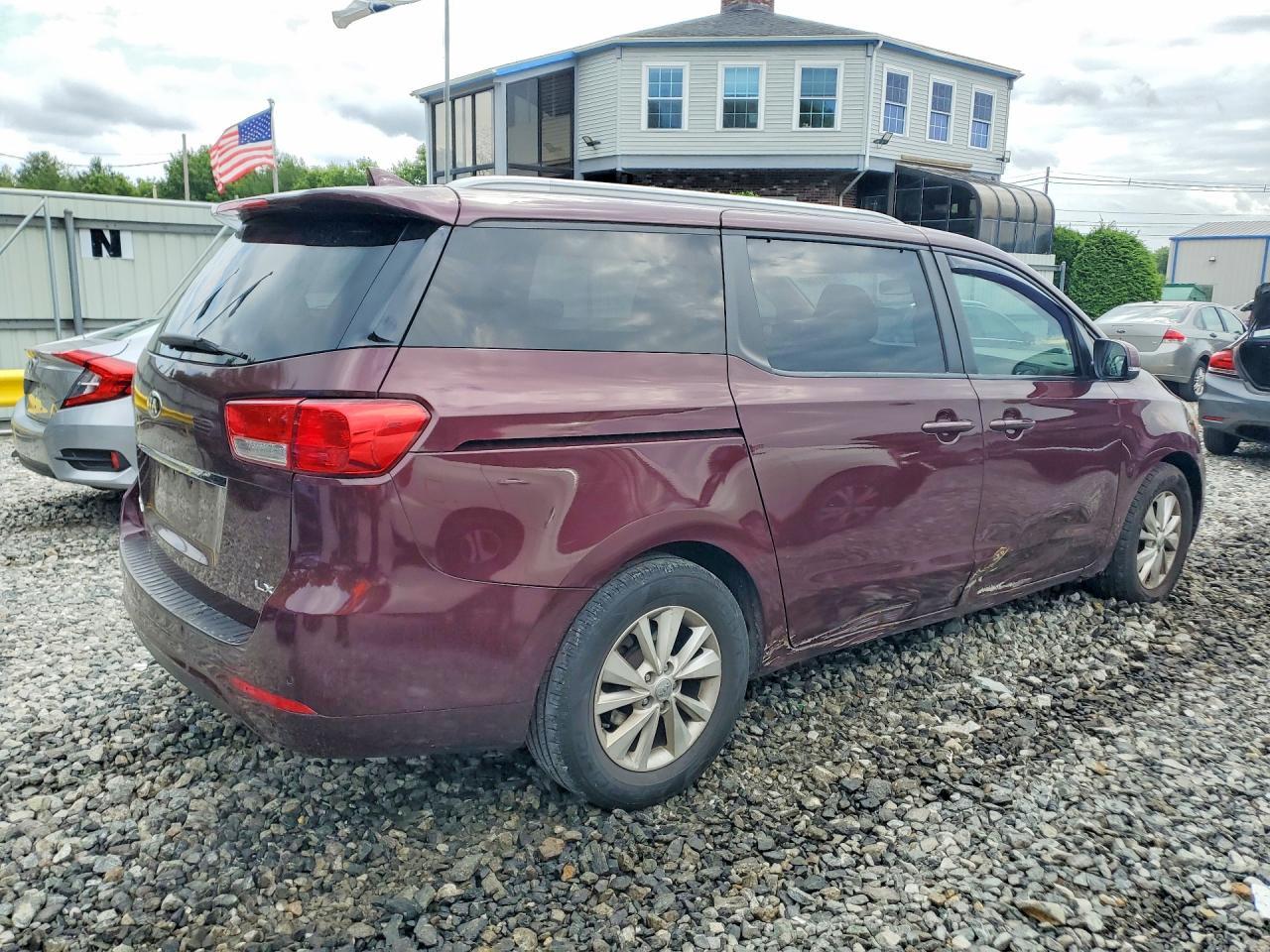 2015 Kia Sedona Lx - Фото 3