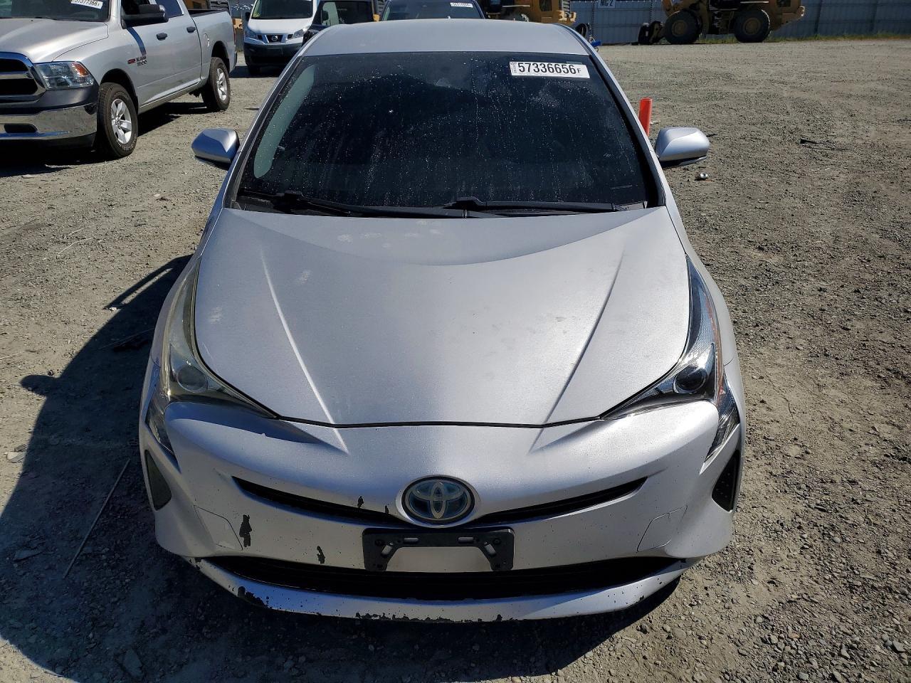 2017 Toyota Prius Two - Image 5