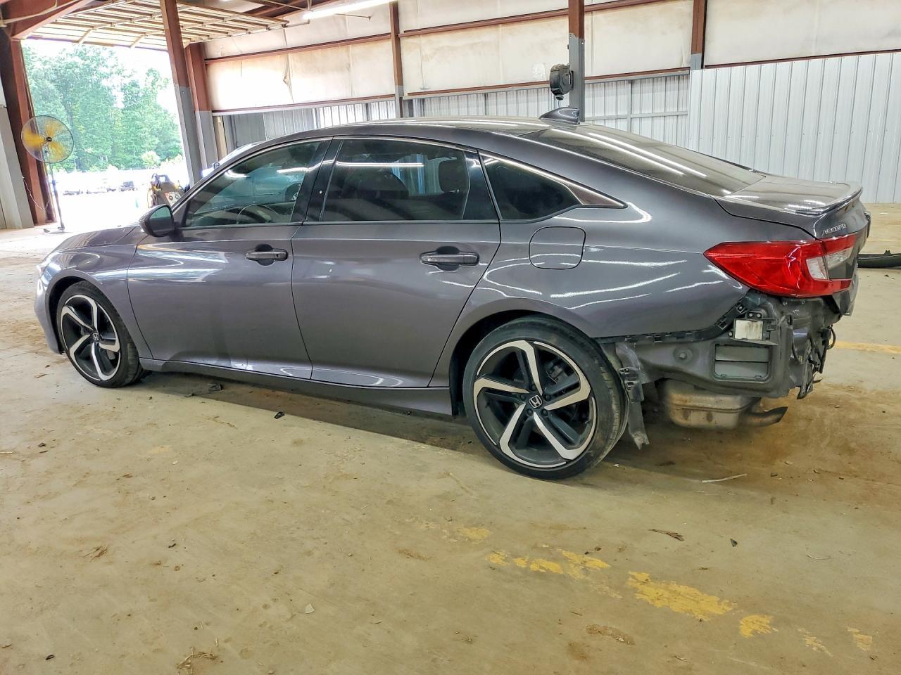 2019 Honda Accord Sport - Фото 2