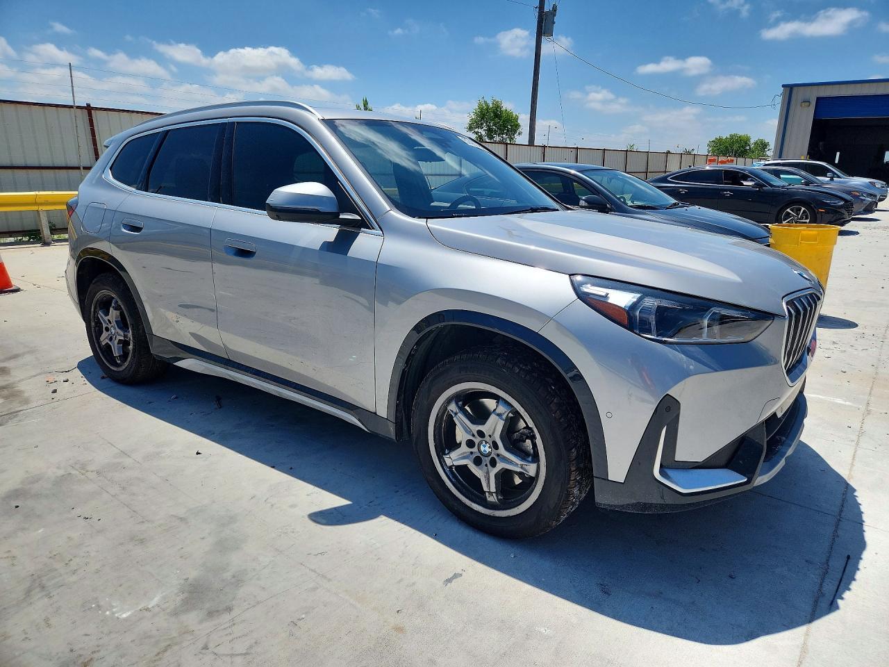 2025 BMW X1 xDrive28I - Фото 4