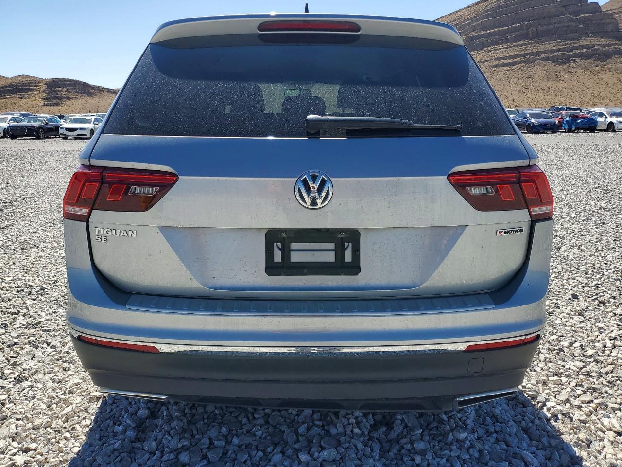 2020 Volkswagen Tiguan Se - Фото 6