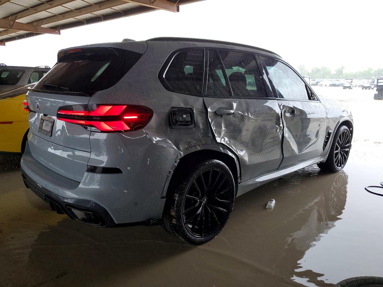 2024 BMW X5 Sdrive 40I - Image 3