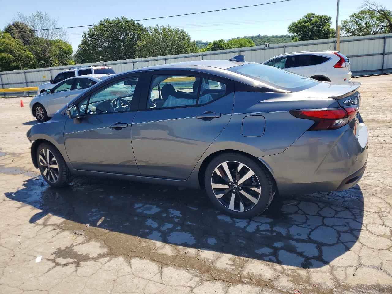 2022 Nissan Versa Sr - Фото 2