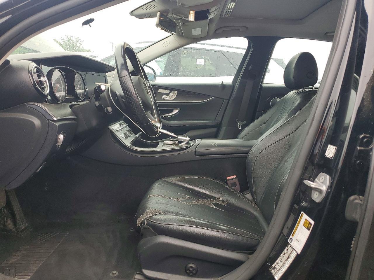 2018 Mercedes-Benz E 300 - Фото 7