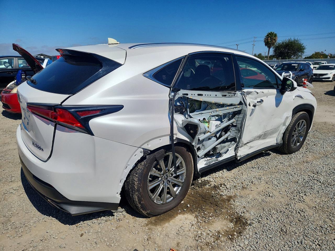2018 Lexus Nx 300H - Image 3