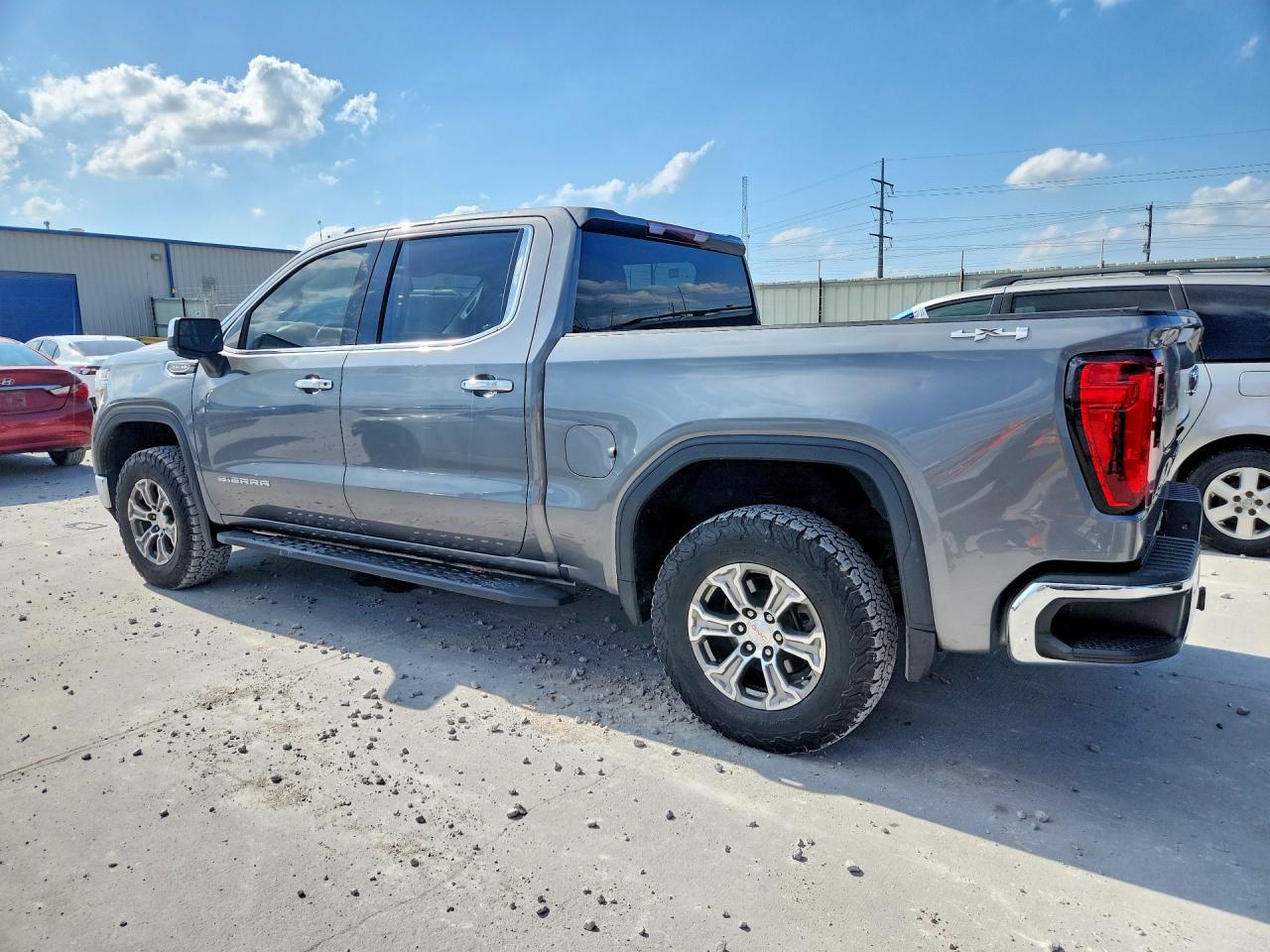 2021 GMC Sierra - Image 2