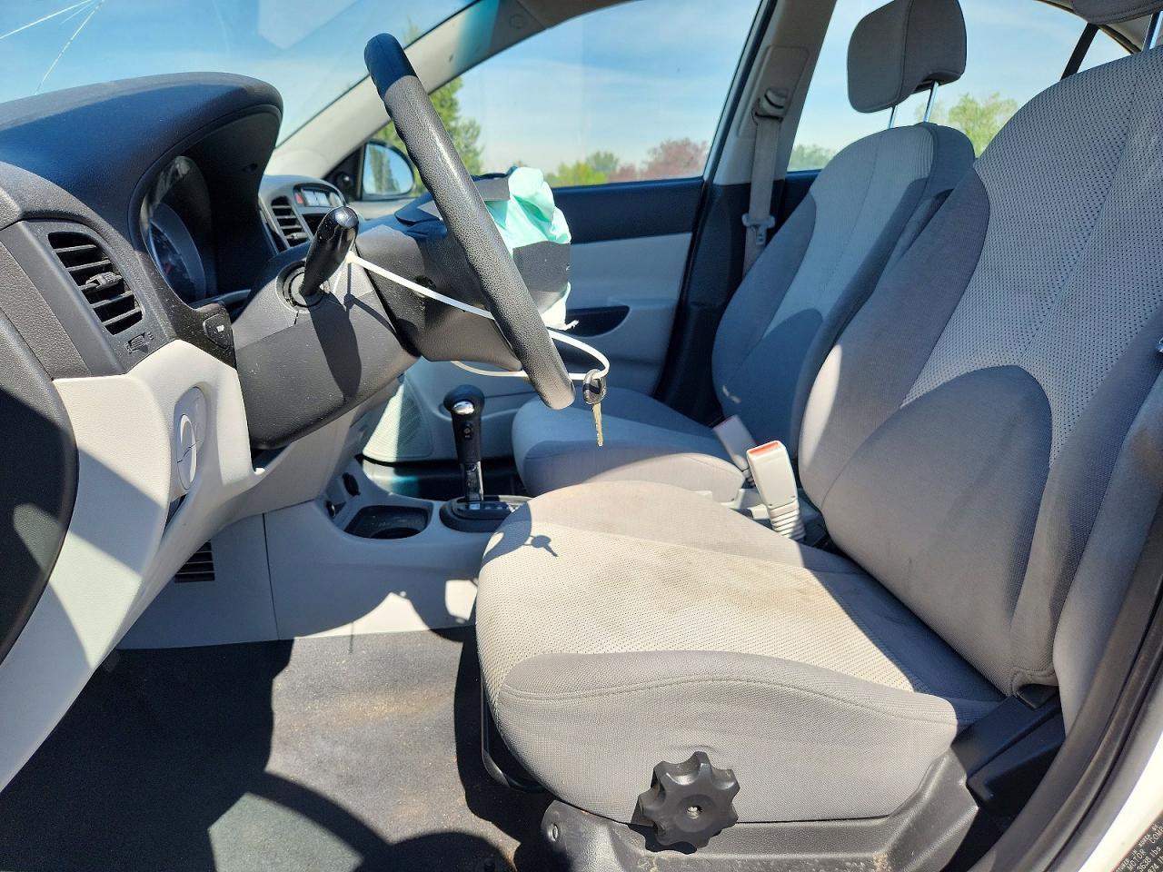 2009 Hyundai Accent Gls - Image 7