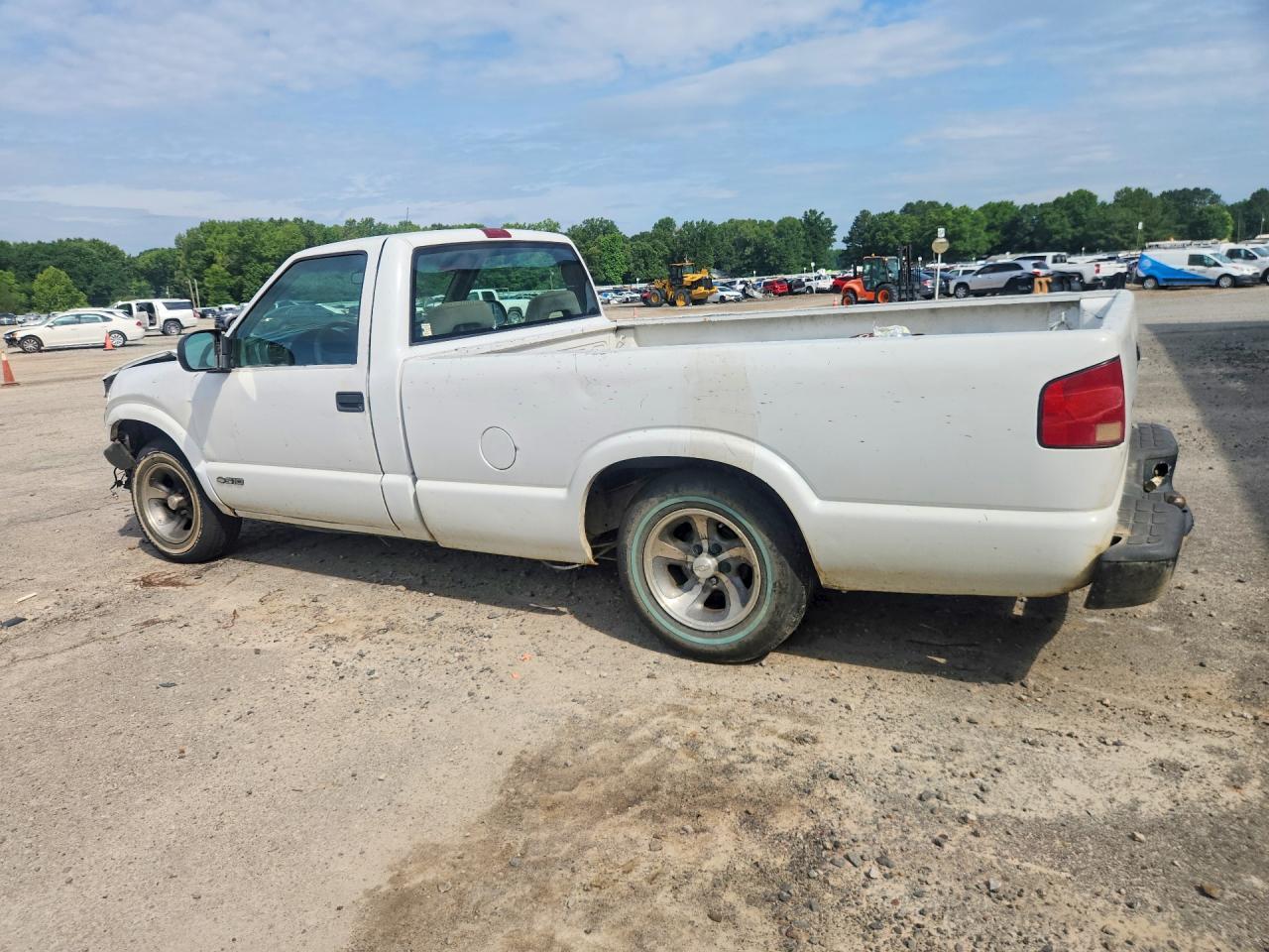 2000 Chevrolet S Truck S10 - Фото 2