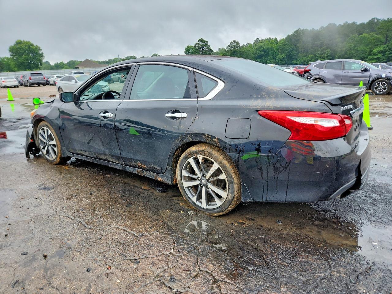 2016 Nissan Altima 2.5 Sr - Фото 2