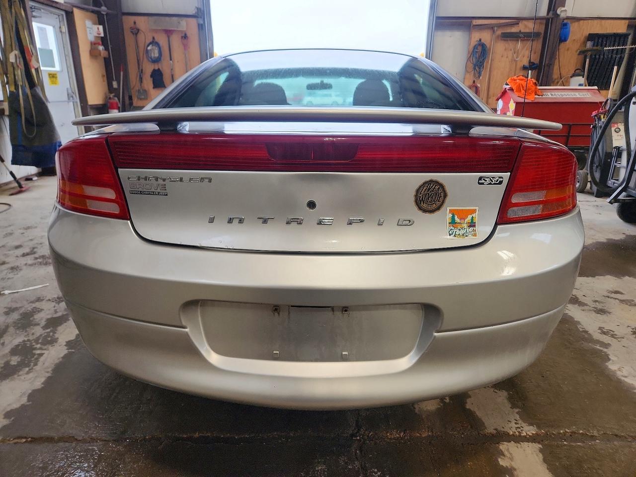 2004 Chrysler Intrepid Es - Image 6